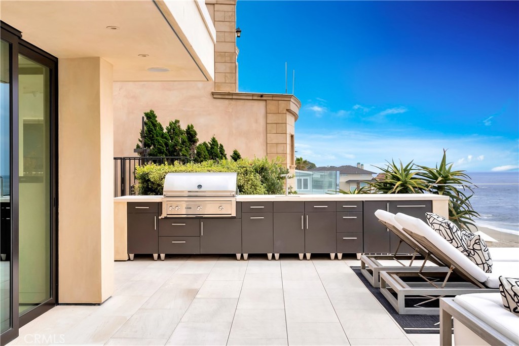 Built in bbq island - 18 Lagunita Drive, Laguna Beach CA 92651 - photo 25