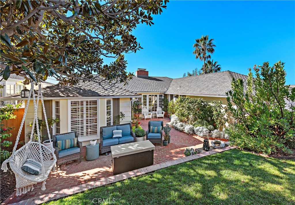 18 N Encino, Laguna Beach CA 92651 - photo 1