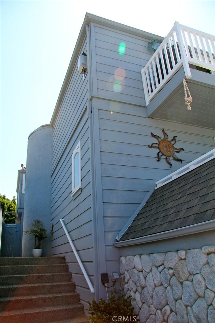181 SUNSET Terrace, Laguna Beach CA 92651 - photo 1