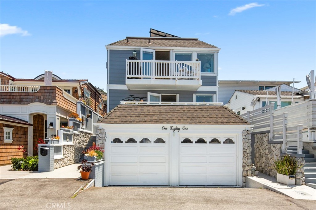 Cape Cod Style Home walk to Victoria Beach - 181 SUNSET Terrace, Laguna Beach CA 92651 - photo 1