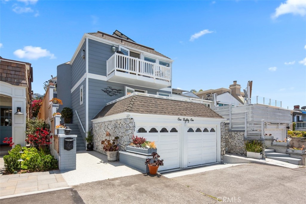 Cape Cod Beauty walk to Victoria Beach - 181 SUNSET Terrace, Laguna Beach CA 92651 - photo 2