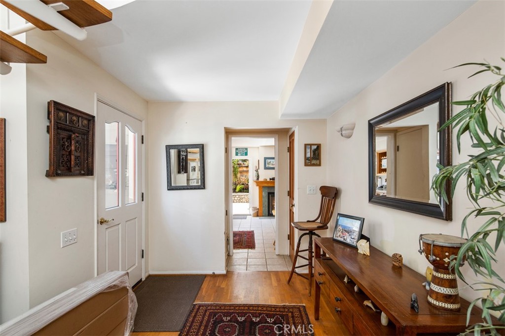Entry! - 181 SUNSET Terrace, Laguna Beach CA 92651 - photo 12