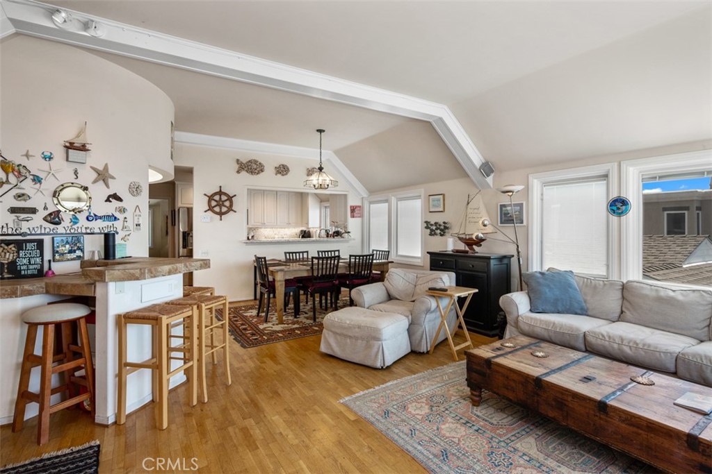 Living Room - 181 SUNSET Terrace, Laguna Beach CA 92651 - photo 40