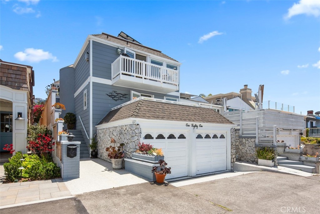 Cape Cod Beauty walk to Victoria Beach - 181 SUNSET Terrace, Laguna Beach CA 92651 - photo 2