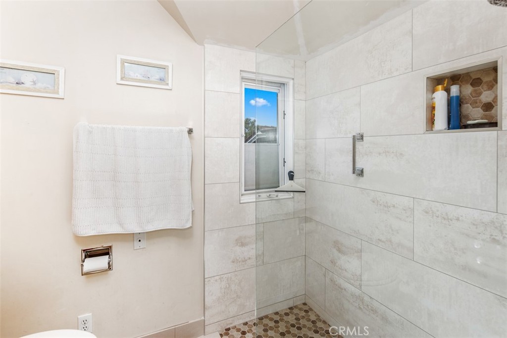 Master walk in Showers with Ocean View - 181 SUNSET Terrace, Laguna Beach CA 92651 - photo 50