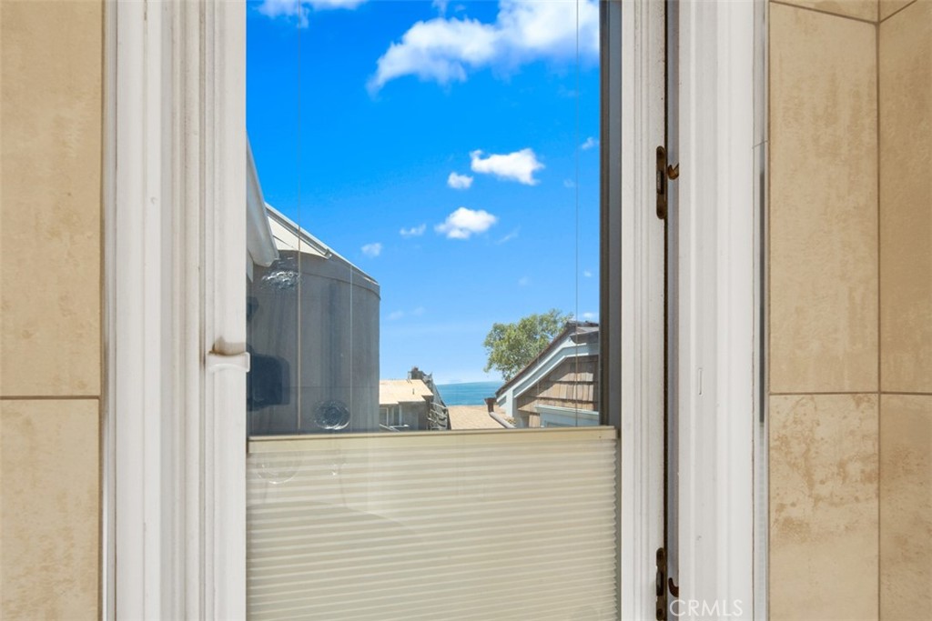 Peek- a book Ocean View from Shower. - 181 SUNSET Terrace, Laguna Beach CA 92651 - photo 51