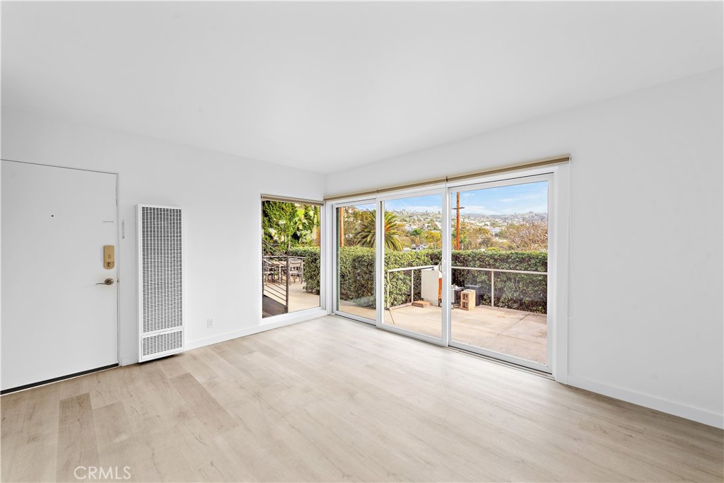182 Cliff Drive, Laguna Beach CA 92651 - photo 2