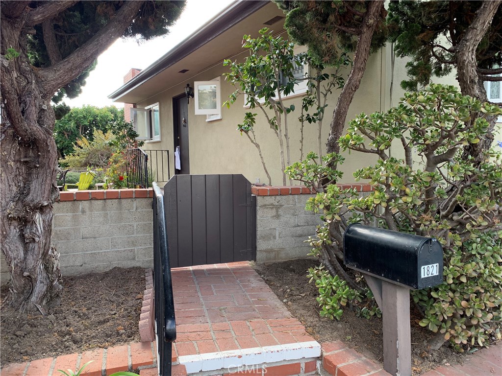 1821 Glenneyre, Laguna Beach CA 92651 - photo 1