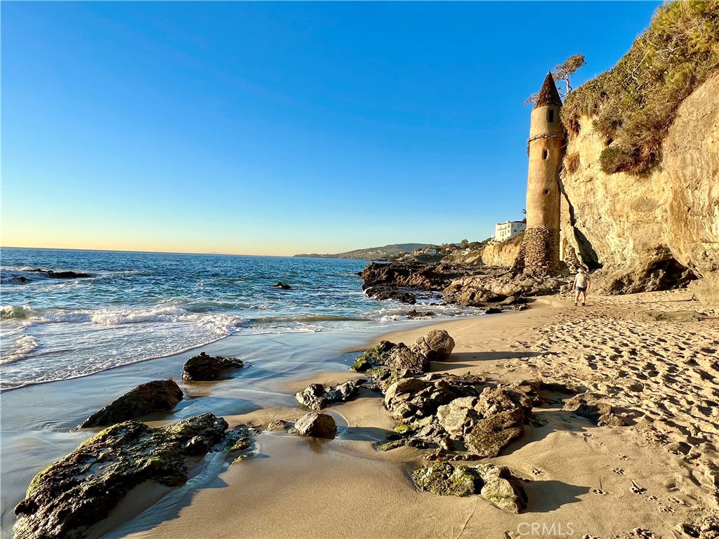183 Dumond C, Laguna Beach CA 92651 - photo 1