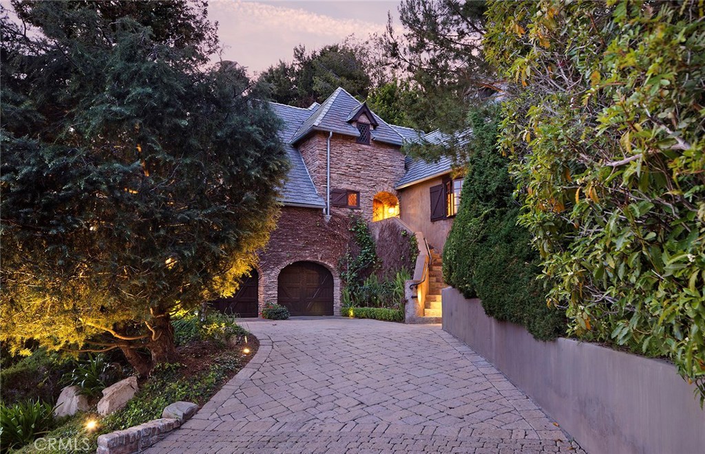 1864 Upper Rim Rock Road, Laguna Beach CA 92651 - photo 1