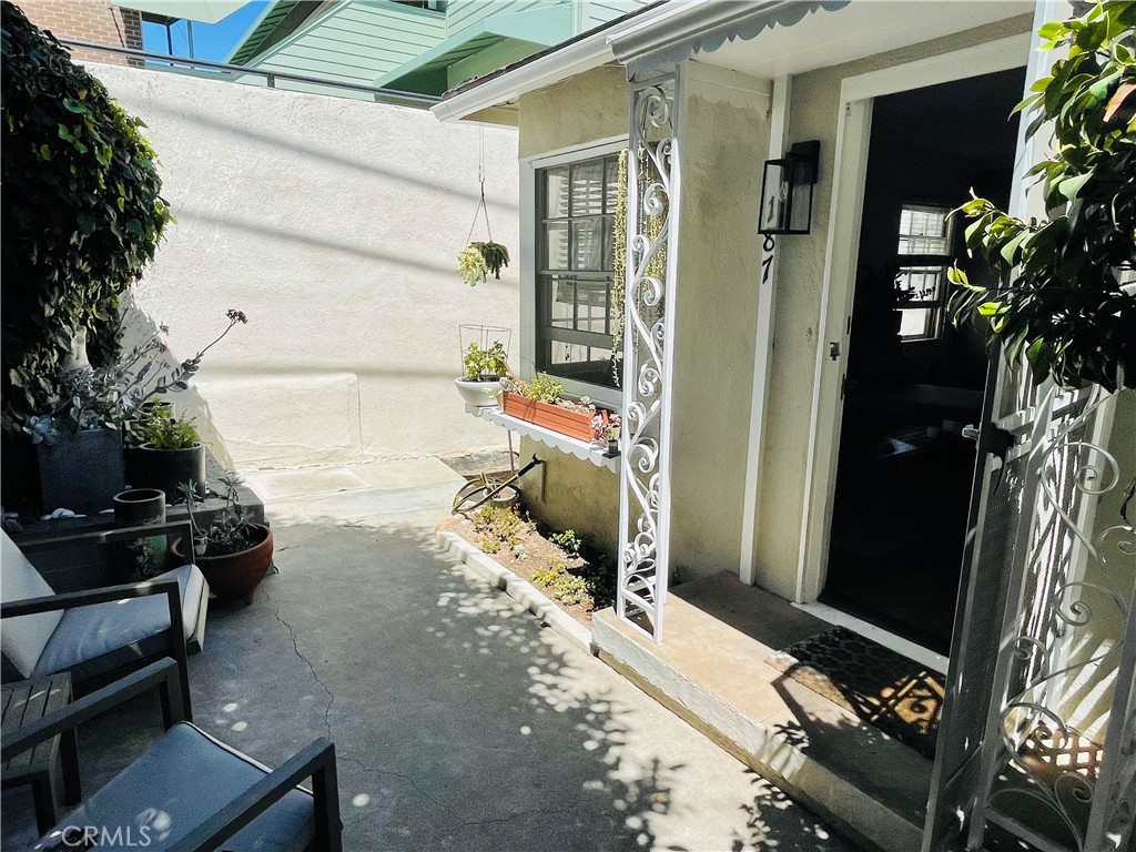 187 Lower Cliff Drive, Laguna Beach CA 92651 - photo 1