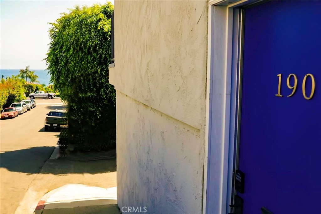 190 N Fairview St., Laguna Beach CA 92651 - photo 1
