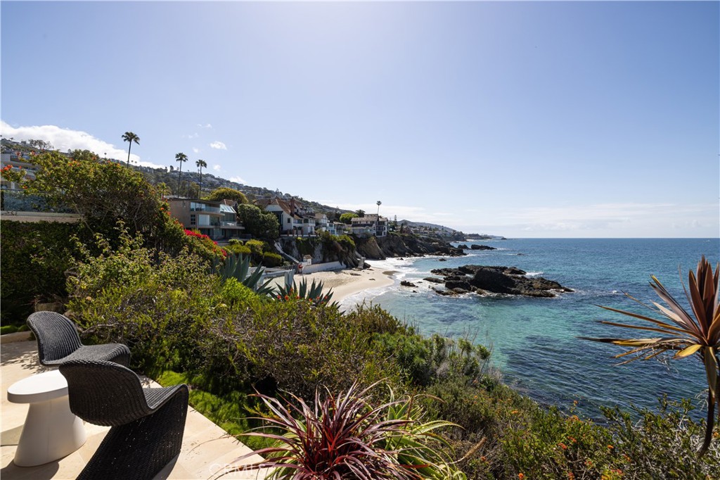 1901 Ocean Way, Laguna Beach CA 92651 - photo 39