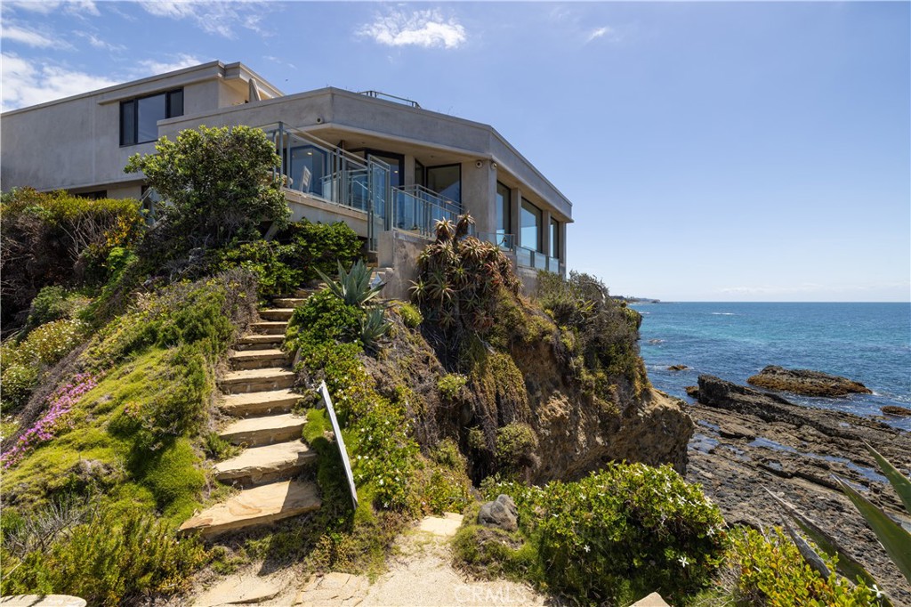1901 Ocean Way, Laguna Beach CA 92651 - photo 41