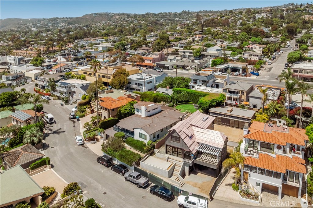 1902 Ocean Way, Laguna Beach CA 92651 - photo 3