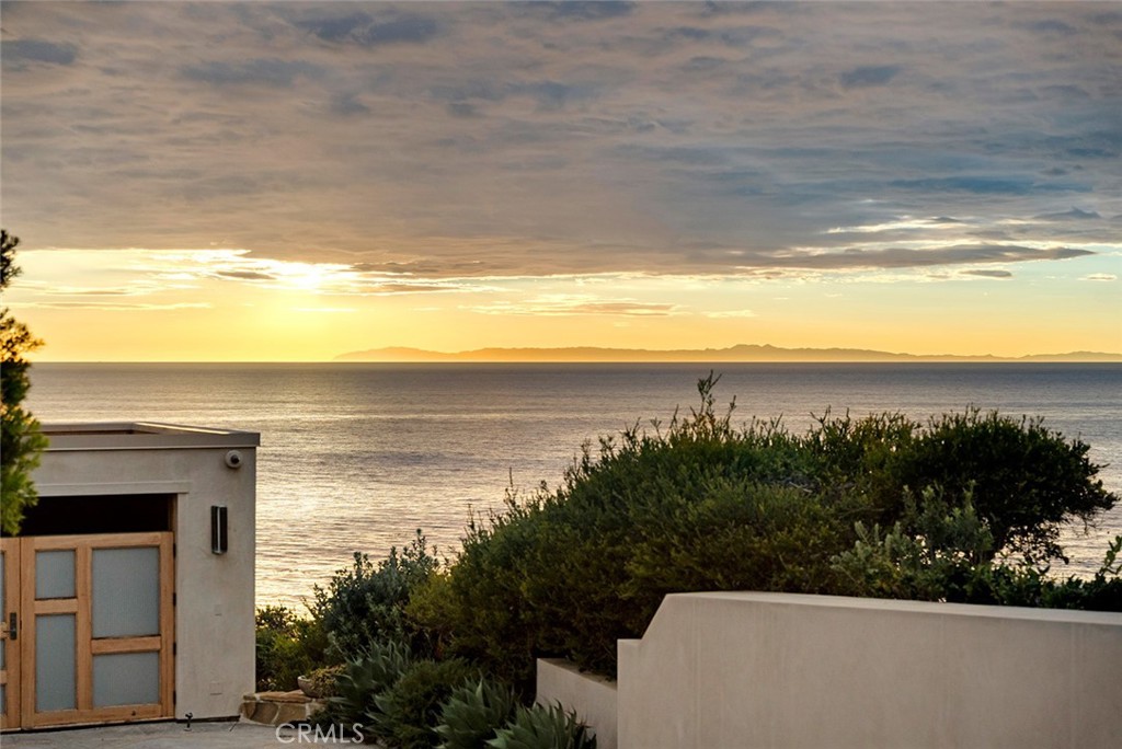 1907 Ocean Way, Laguna Beach CA 92651 - photo 6