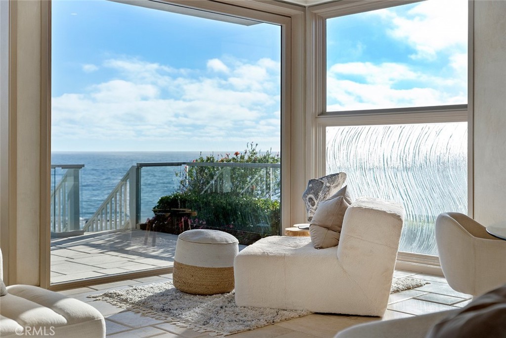1907 Ocean Way, Laguna Beach CA 92651 - photo 14