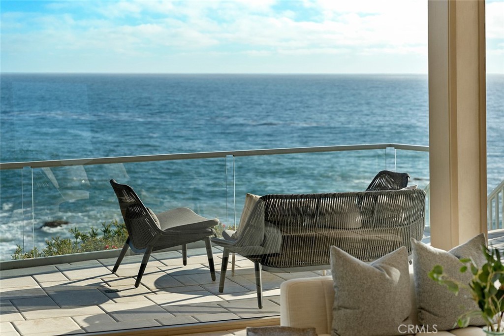 1907 Ocean Way, Laguna Beach CA 92651 - photo 15