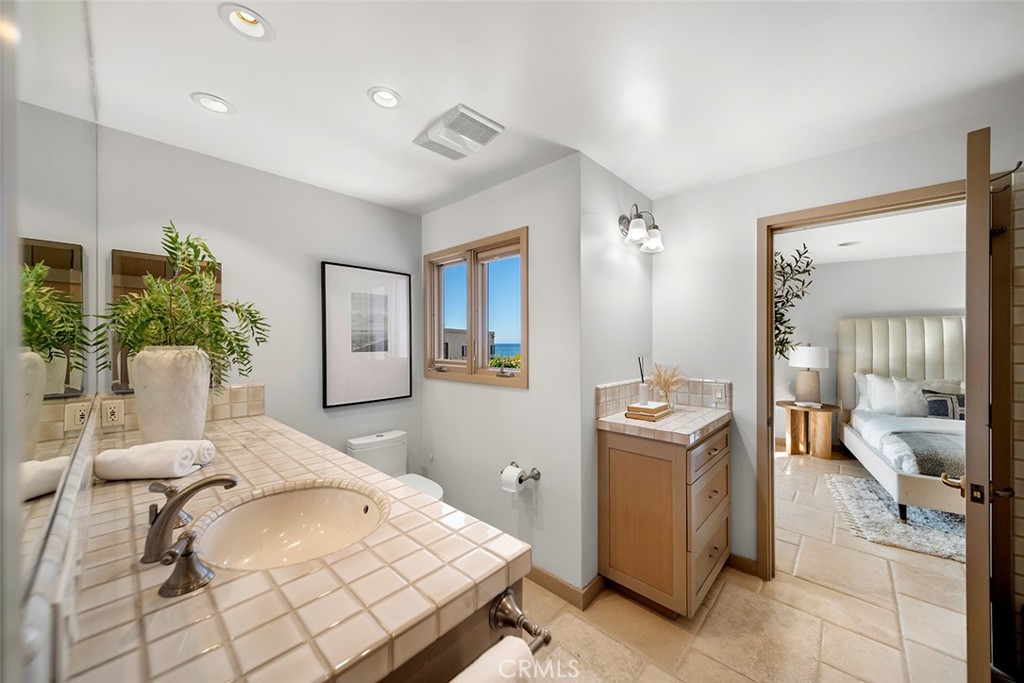 1907 Ocean Way, Laguna Beach CA 92651 - photo 31