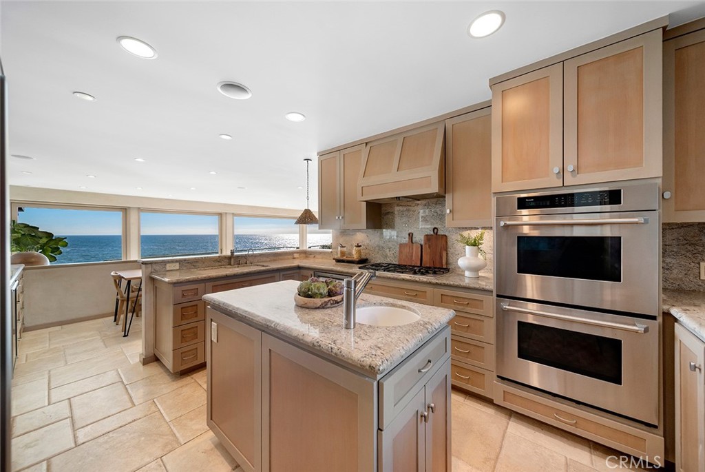 1907 Ocean Way, Laguna Beach CA 92651 - photo 36