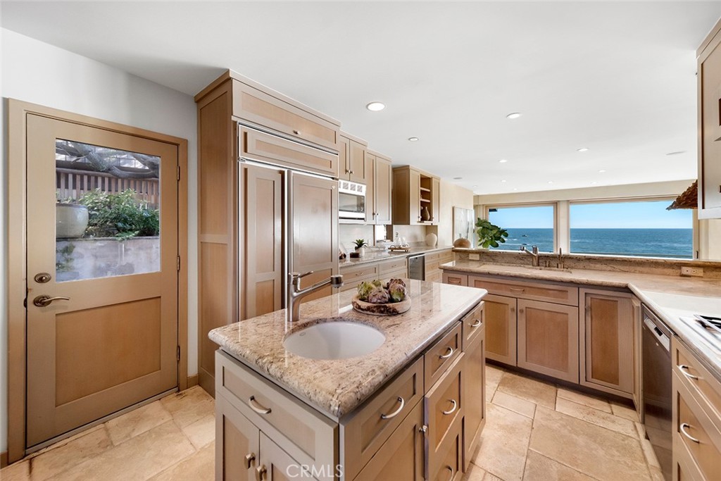 1907 Ocean Way, Laguna Beach CA 92651 - photo 37