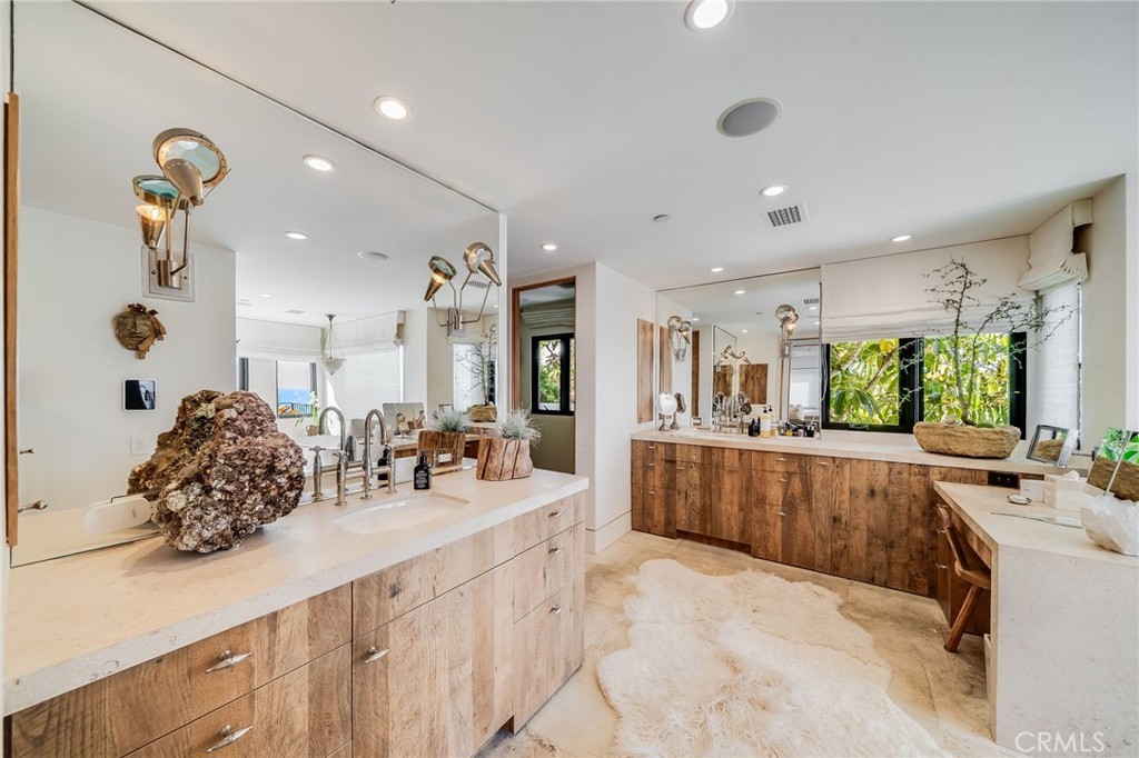 1920 Ocean Way, Laguna Beach CA 92651 - photo 24