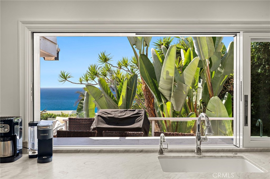1953 S Coast Highway, Laguna Beach CA 92651 - photo 11