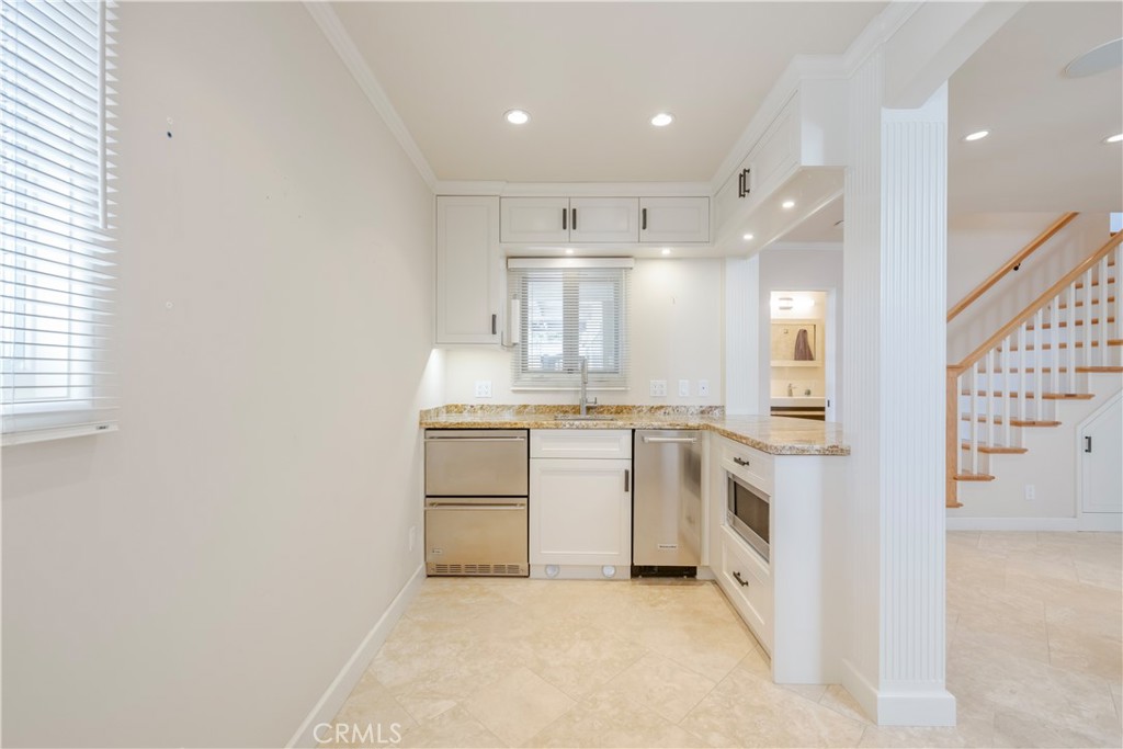 1960 Ocean Way, Laguna Beach CA 92651 - photo 23