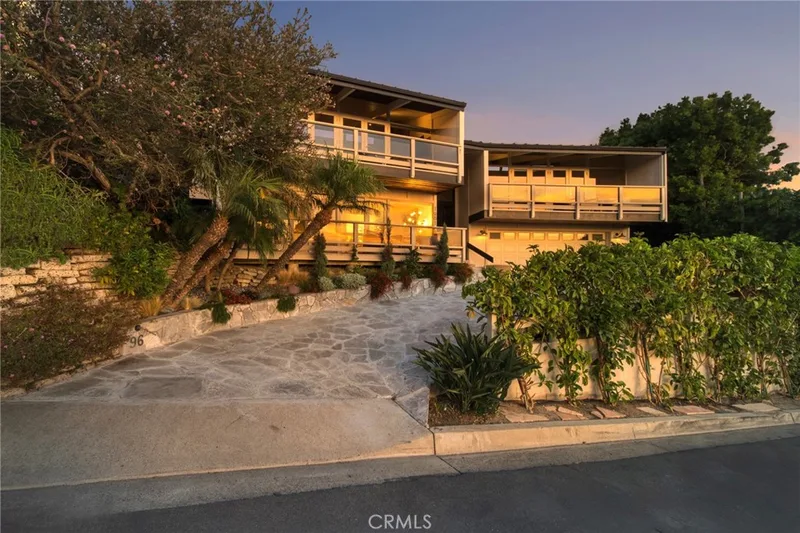 1961 San Remo Drive, Laguna Beach, CA 92651