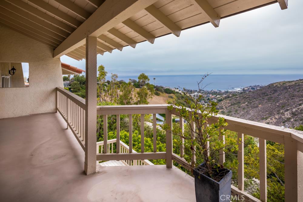 1974 San Remo Drive, Laguna Beach CA 92651 - photo 1