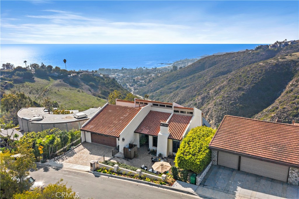 1974 San Remo Drive, Laguna Beach CA 92651 - photo 1