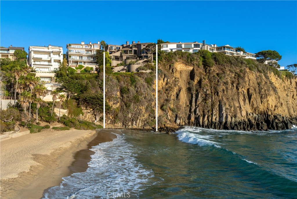 199 Emerald Bay, Laguna Beach CA 92651 - photo 2