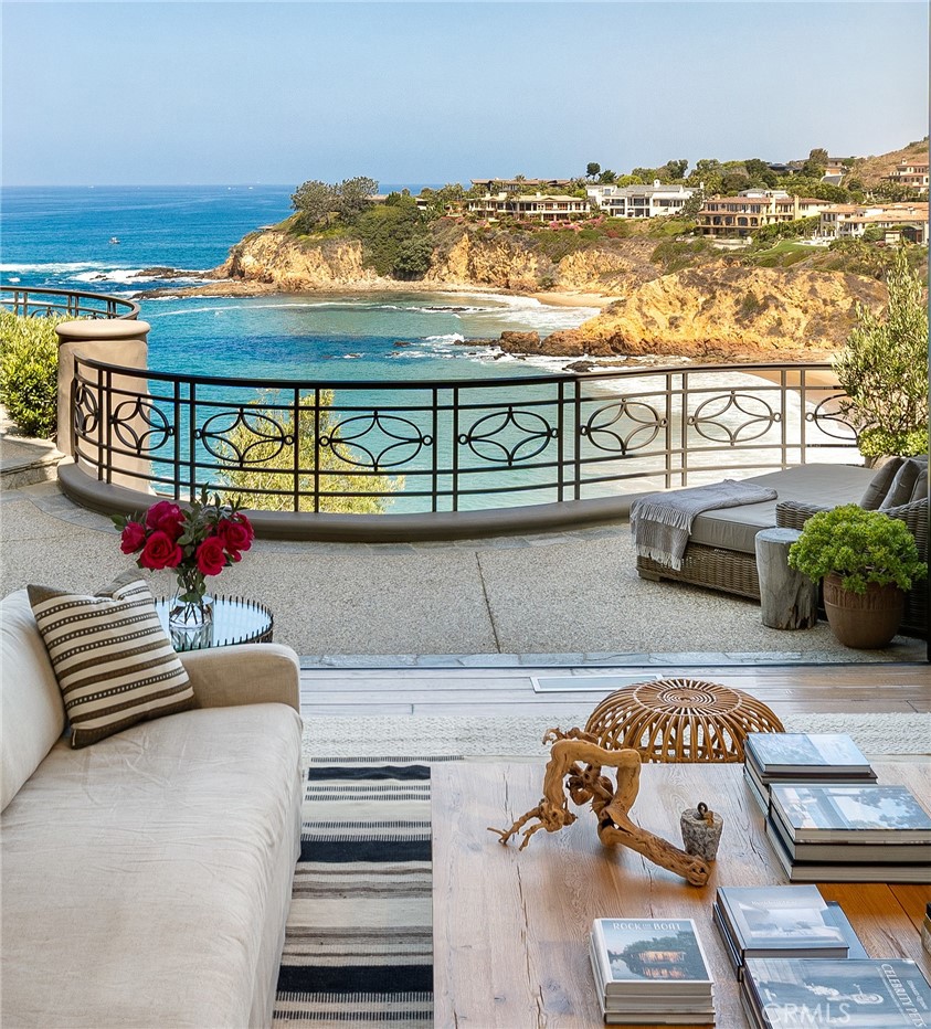 199 Emerald Bay, Laguna Beach CA 92651 - photo 3
