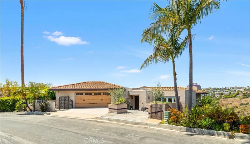 1992 San Remo, Laguna Beach, CA 92651