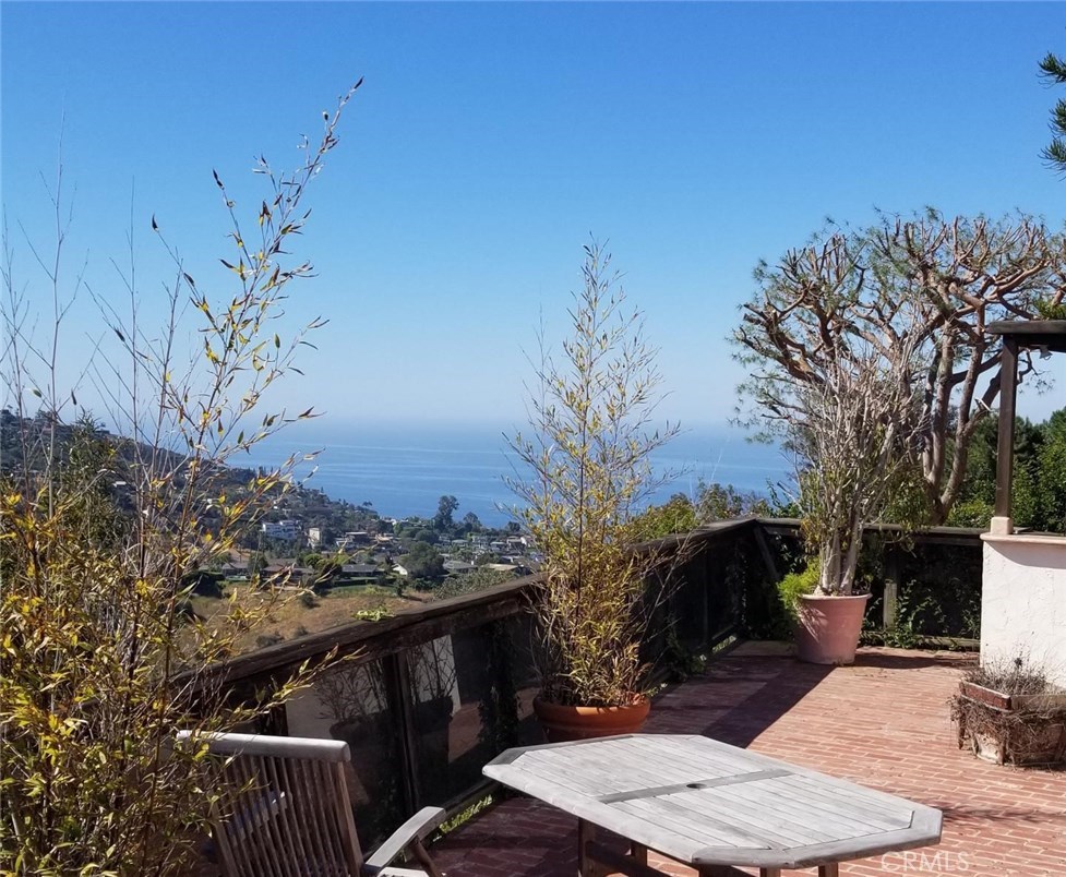 1995 Temple Hills Drive, Laguna Beach CA 92651 - photo 1
