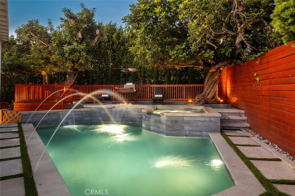 2 Camel Point, Laguna Beach CA 92651 - photo 3