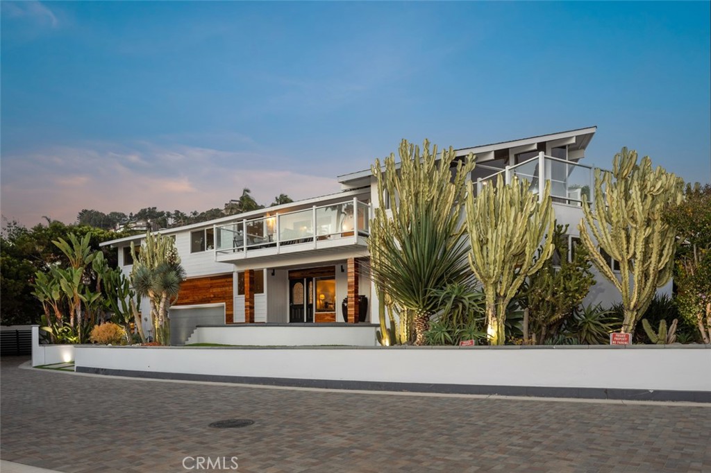 2 Camel Point, Laguna Beach CA 92651 - photo 28