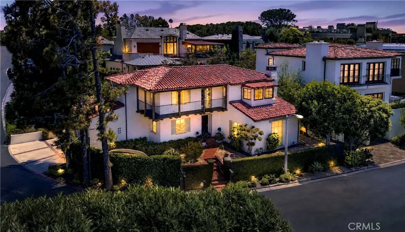2 Emerald Bay, Laguna Beach, CA 92651