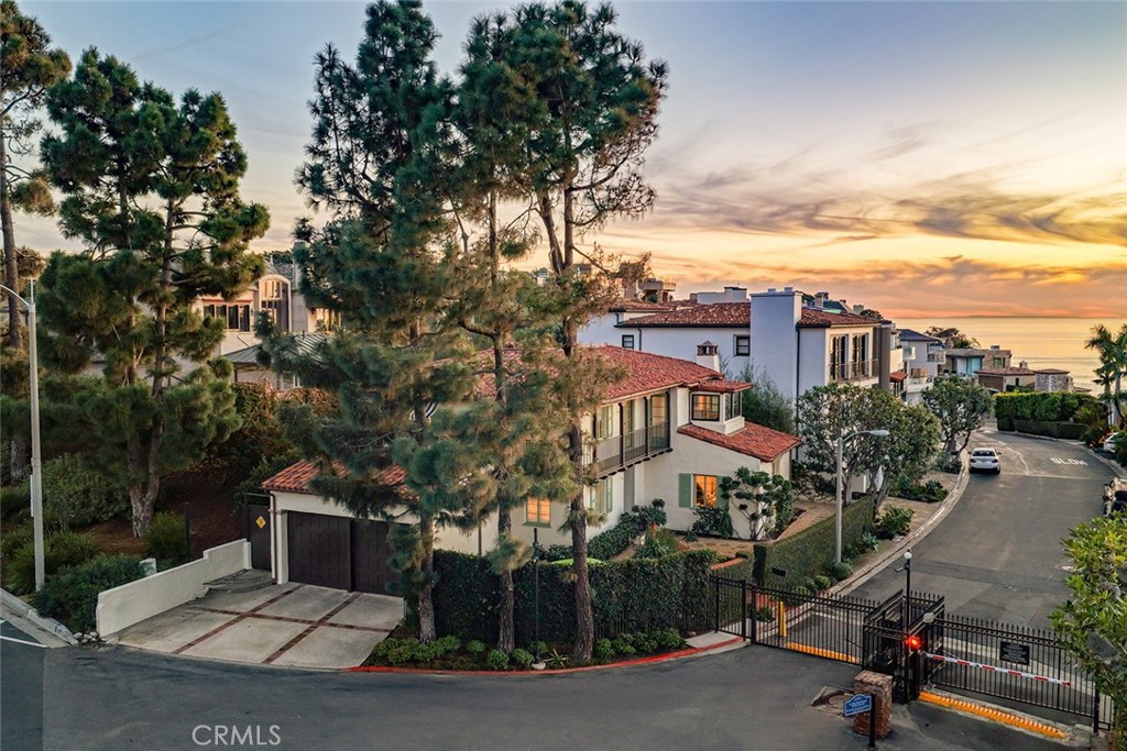 2 Emerald Bay, Laguna Beach CA 92651 - photo 18
