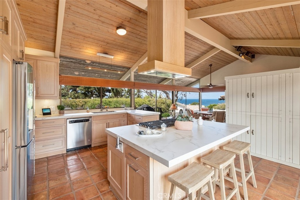 2 N Alta Mira Road, Laguna Beach CA 92651 - photo 1