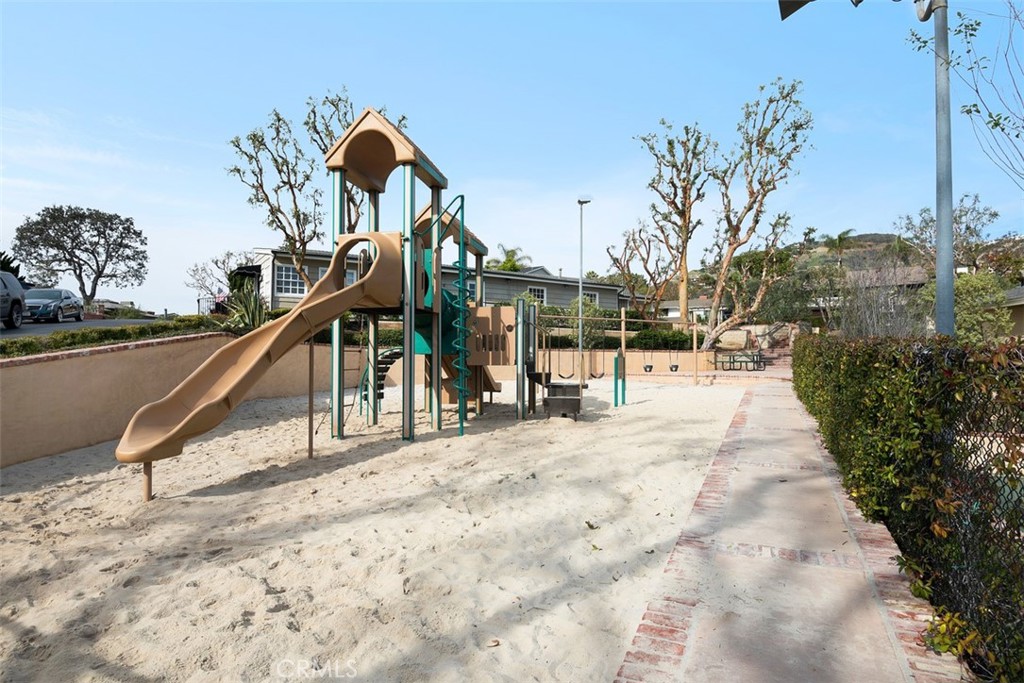 2 N Alta Mira Road, Laguna Beach CA 92651 - photo 43