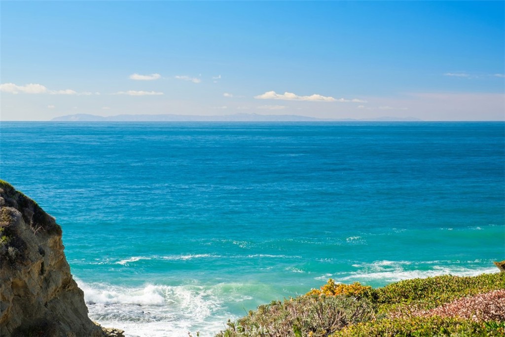 2 N Alta Mira Road, Laguna Beach CA 92651 - photo 46