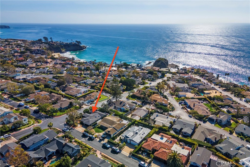 2 N Encino, Laguna Beach CA 92651 - photo 1
