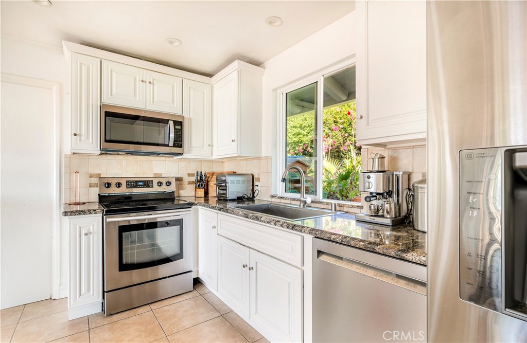 2 Vista Del Sol, Laguna Beach CA 92651 - photo 6