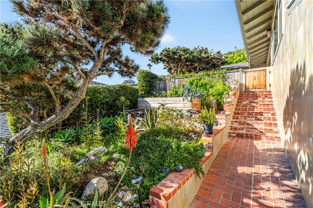 2 Vista Del Sol, Laguna Beach CA 92651 - photo 13