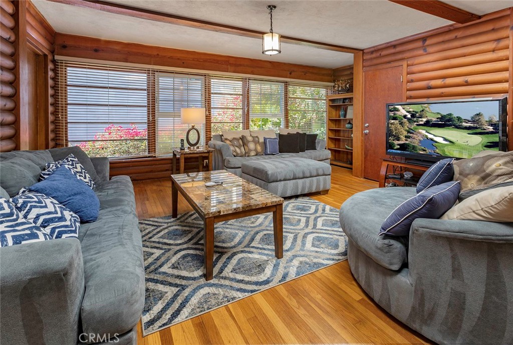20 Lagunita Drive, Laguna Beach CA 92651 - photo 12