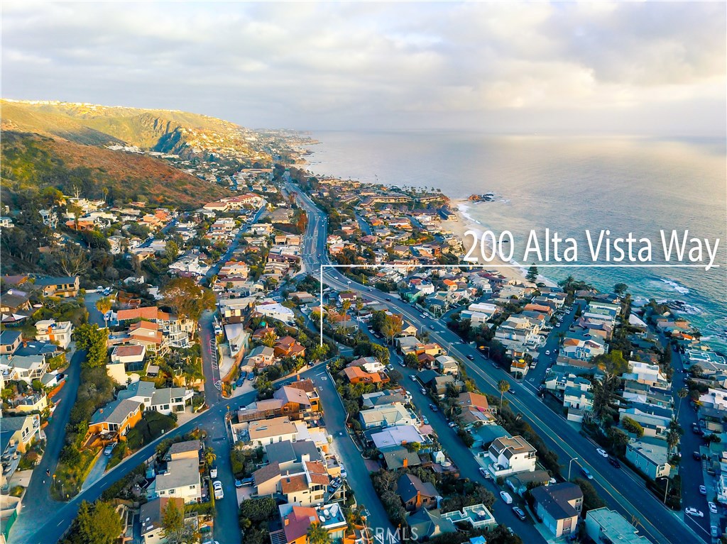 200 Alta Vista Way, Laguna Beach CA 92651 - photo 1