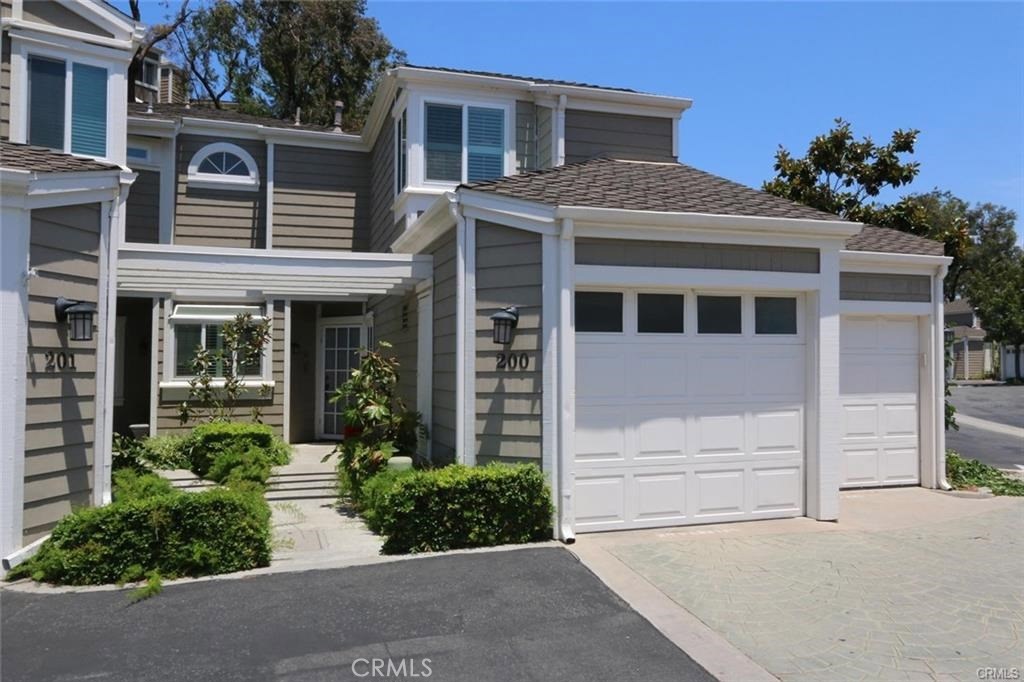 200 Santa Rosa Court, Laguna Beach CA 92651 - photo 1