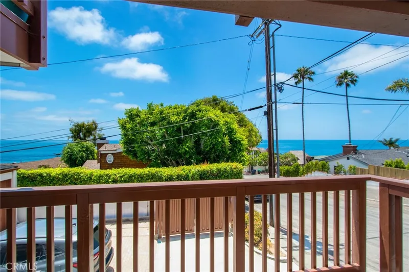 2007 S. Coast Highway D, Laguna Beach, CA 92651