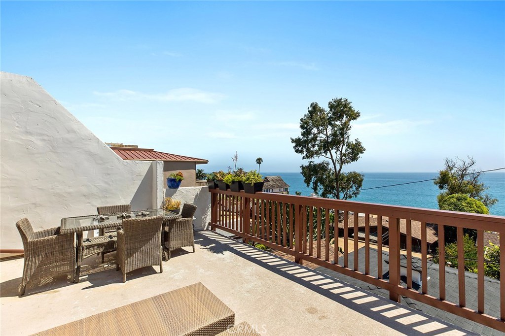 2007 S Coast Hwy A, Laguna Beach CA 92651 - photo 1